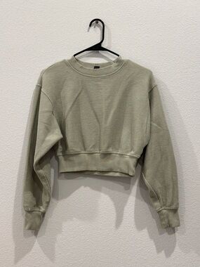 Forever 21 Olive Green Ribbed Crewneck Sweater